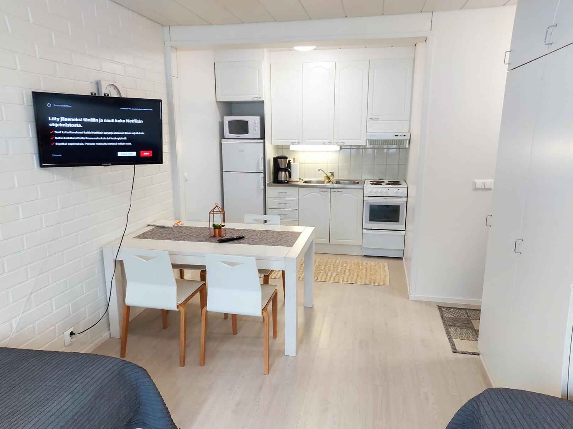 Tuurin Yoesaeiloe Apartment Luaran gambar